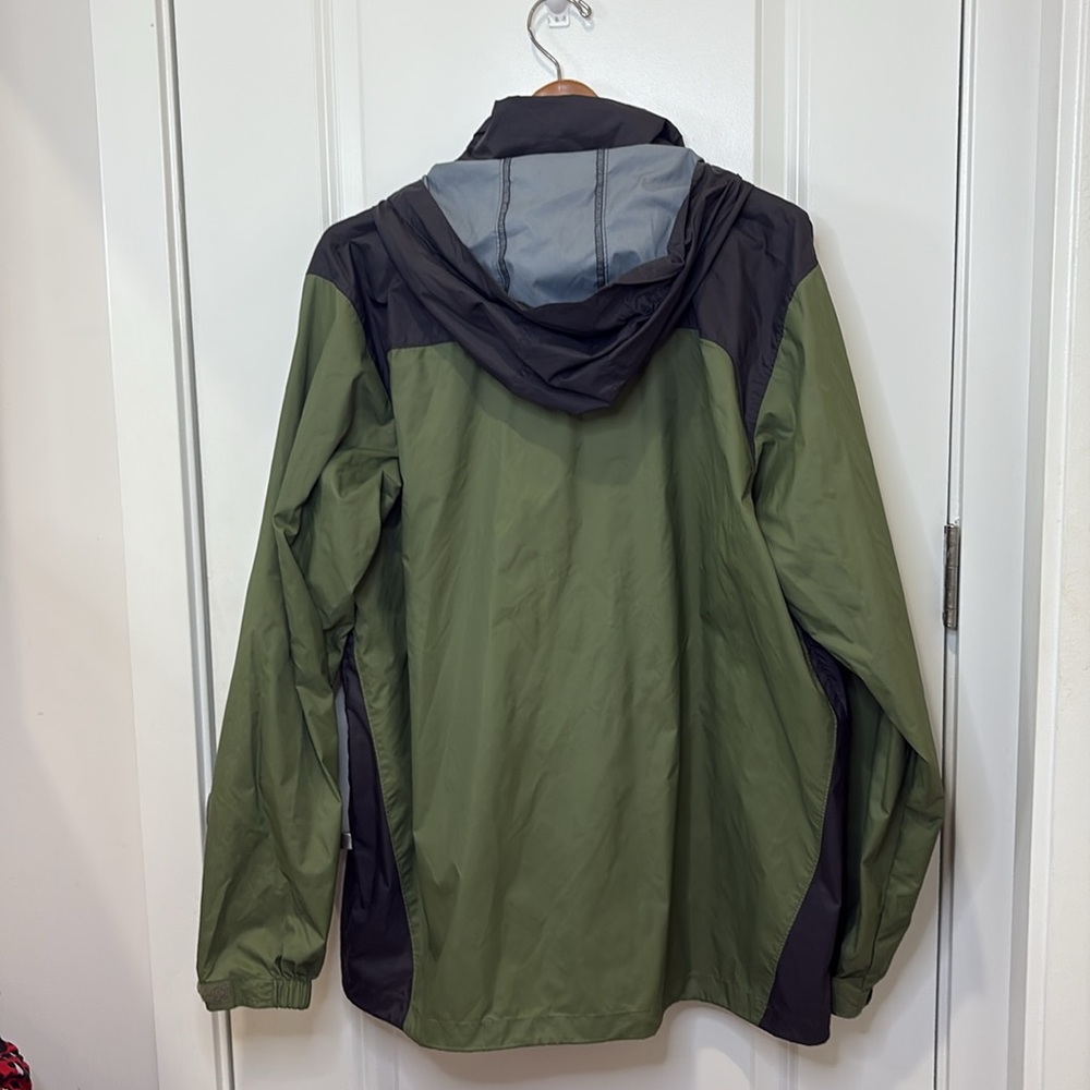 Columbia Men's Olive and Charcoal Windbreaker - Picture 4 of 4